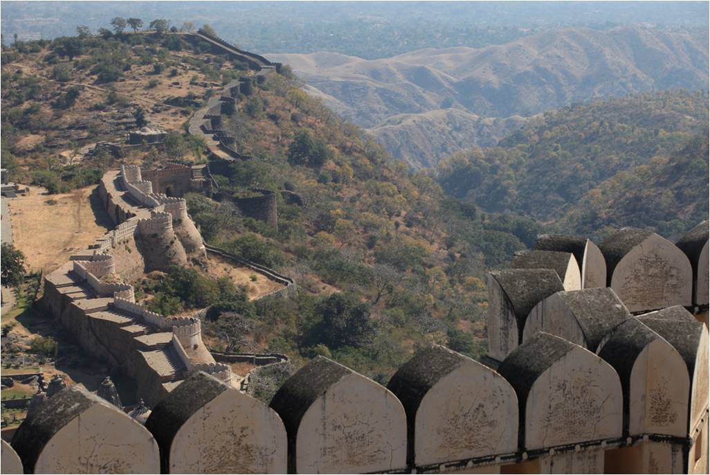 Kumbhalgarh+great+wall+of+India+24