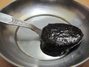 Chyawanprash_spoonful