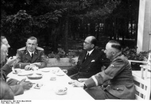 Subhas Chandra Bose bei Heinrich Himmler
