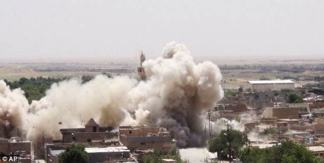 ISIS destroys mosques