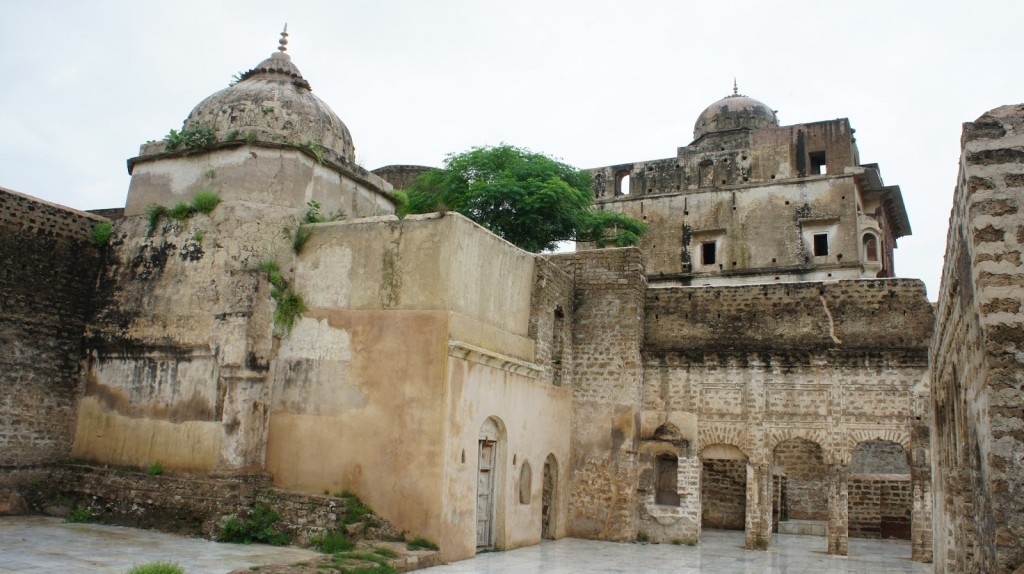 Hanuman and Ram Mandir