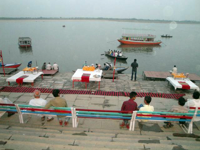 varanasis-assi-ghat