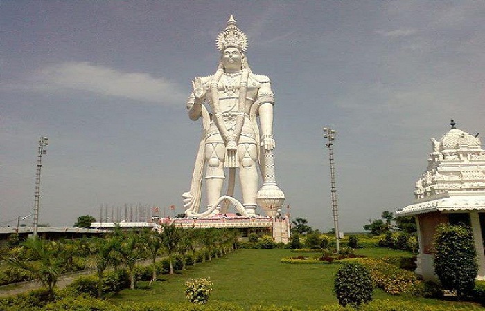 13-Tallest-Statues-In-India-You-Must-See-12