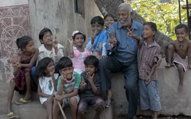 Meet Prakash, a tea seller who runs a school for slum children