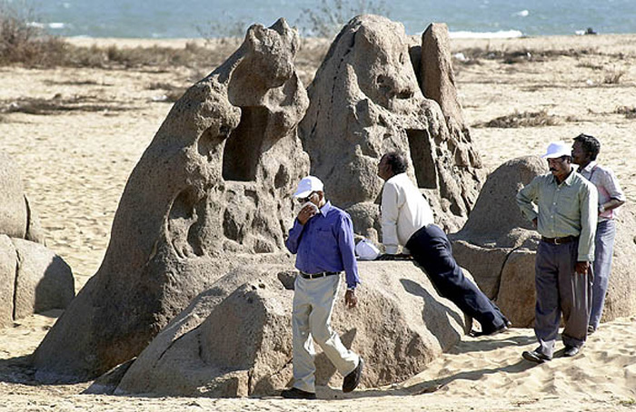 Ancient `sunken town' found off Tamil Nadu